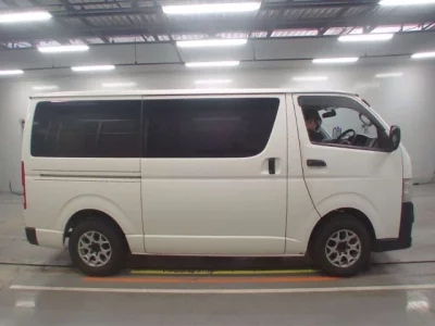 Toyota RegiusAce