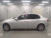 Nissan SKYLINE лот № 10737 оценка 4.5  с аукциона в Японии 3