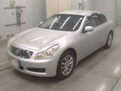 Nissan SKYLINE  с аукциона в Японии