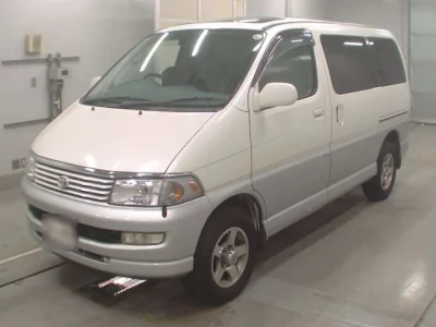 Toyota HIACE REGIUS  с аукциона в Японии