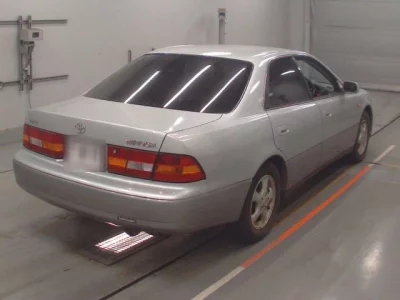 Toyota WINDOM  с аукциона в Японии