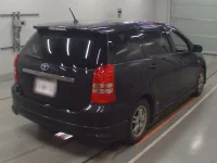 Toyota WISH лот № 40200 оценка 3.5  с аукциона в Японии 1