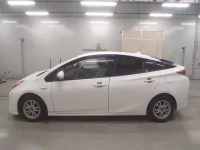 Toyota Prius лот № 31307 оценка 3.5  с аукциона в Японии 3