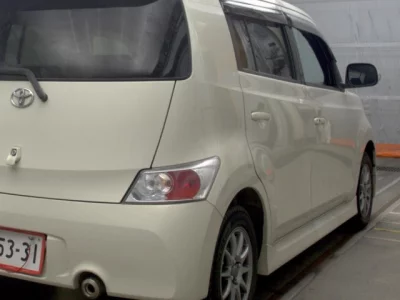 Toyota bB