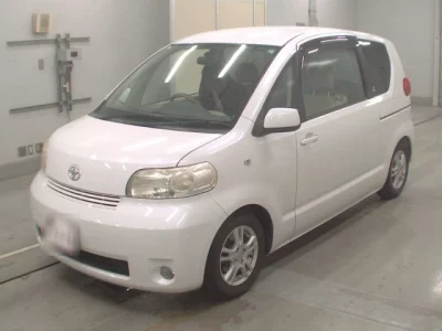 Toyota PORTE  с аукциона в Японии