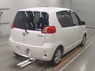 Toyota PORTE  с аукциона в Японии