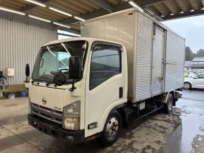 Nissan ATLAS  с аукциона в Японии