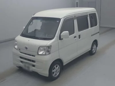Toyota Pixis Van