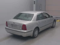 Toyota PROGRES лот № 4083 оценка 4  с аукциона в Японии 1