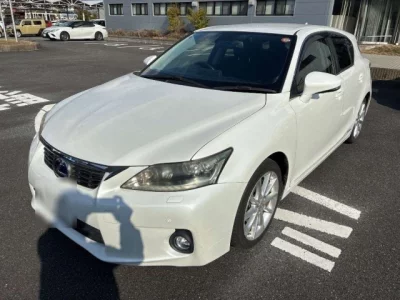 Lexus CT  с аукциона в Японии