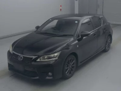 Lexus CT  с аукциона в Японии