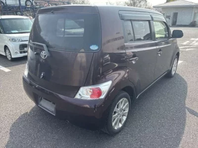 Toyota bB