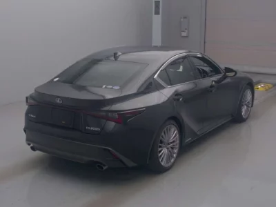Lexus IS300h