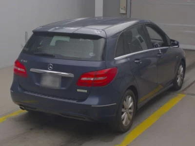 Mercedes-Benz B CLASS  с аукциона в Японии