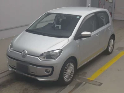 Volkswagen UP  с аукциона в Японии