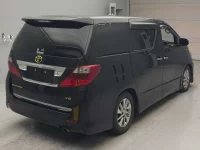 Toyota ALPHARD лот № 67 оценка RA  с аукциона в Японии 1
