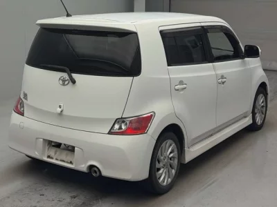 Toyota bB