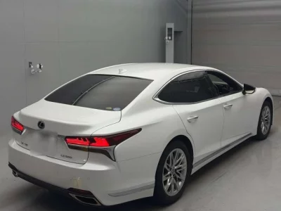 Lexus LS500