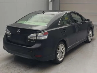 Lexus HS  с аукциона в Японии