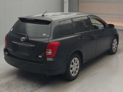 Toyota COROLLA FIELDER  с аукциона в Японии