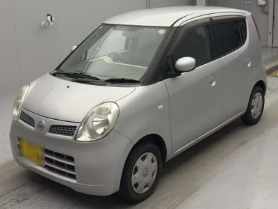 Nissan MOCO  с аукциона в Японии