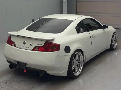 Nissan SKYLINE  с аукциона в Японии