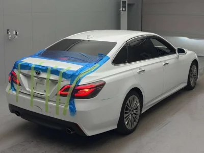 Toyota CROWN  с аукциона в Японии