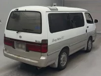 Toyota HIACE лот № 4186 оценка 3.5  с аукциона в Японии 1