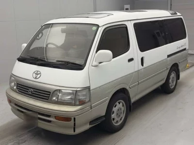 Toyota HIACE  с аукциона в Японии