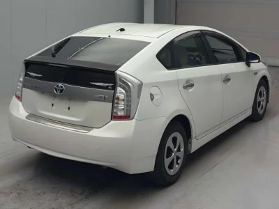 Toyota PRIUS PHV