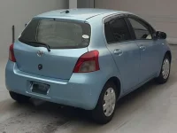 Toyota VITZ лот № 4168 оценка R  с аукциона в Японии 1