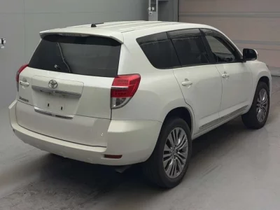 Toyota Vanguard
