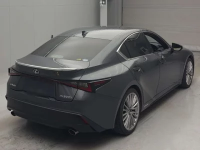 Lexus IS300h