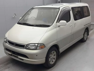 Toyota GRANVIA  с аукциона в Японии