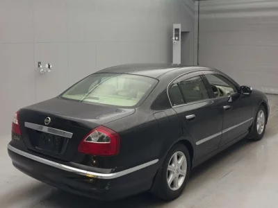 Nissan CIMA  с аукциона в Японии