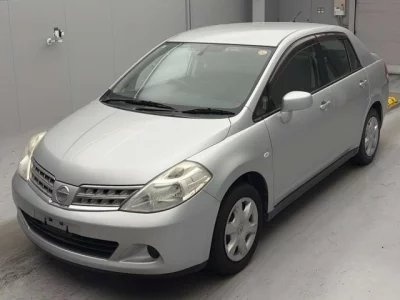 Nissan Tiida Latio