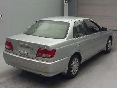 Toyota CARINA  с аукциона в Японии