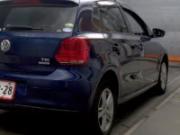 Volkswagen Polo лот № 4051 оценка 4  с аукциона в Японии 3