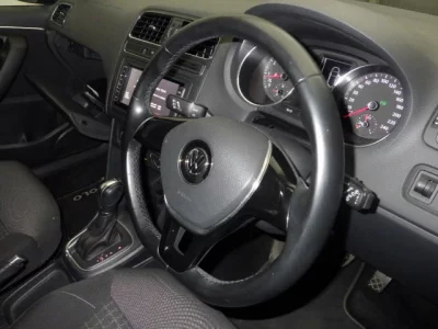 Volkswagen Polo  с аукциона в Японии