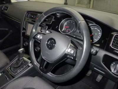 Volkswagen Golf  с аукциона в Японии