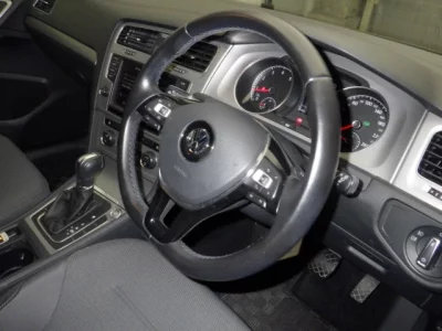 Volkswagen Golf  с аукциона в Японии