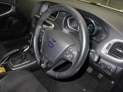 Volvo V40  с аукциона в Японии