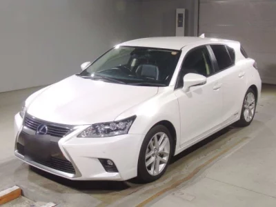 Lexus CT  с аукциона в Японии