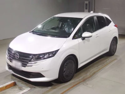 Toyota COROLLA  с аукциона в Японии