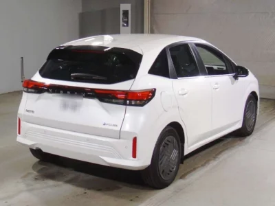 Toyota COROLLA  с аукциона в Японии