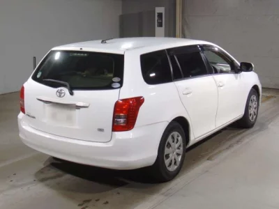 Toyota COROLLA FIELDER  с аукциона в Японии