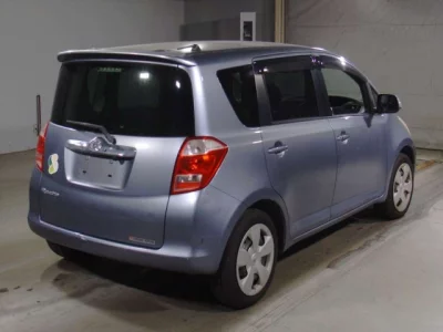 Toyota RACTIS  с аукциона в Японии