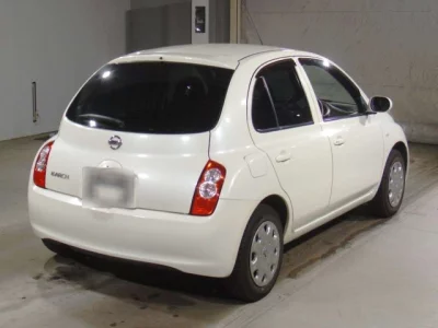 Nissan March