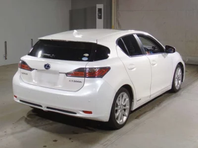 Lexus CT  с аукциона в Японии