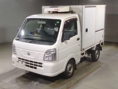 Nissan NT100 Clipper
